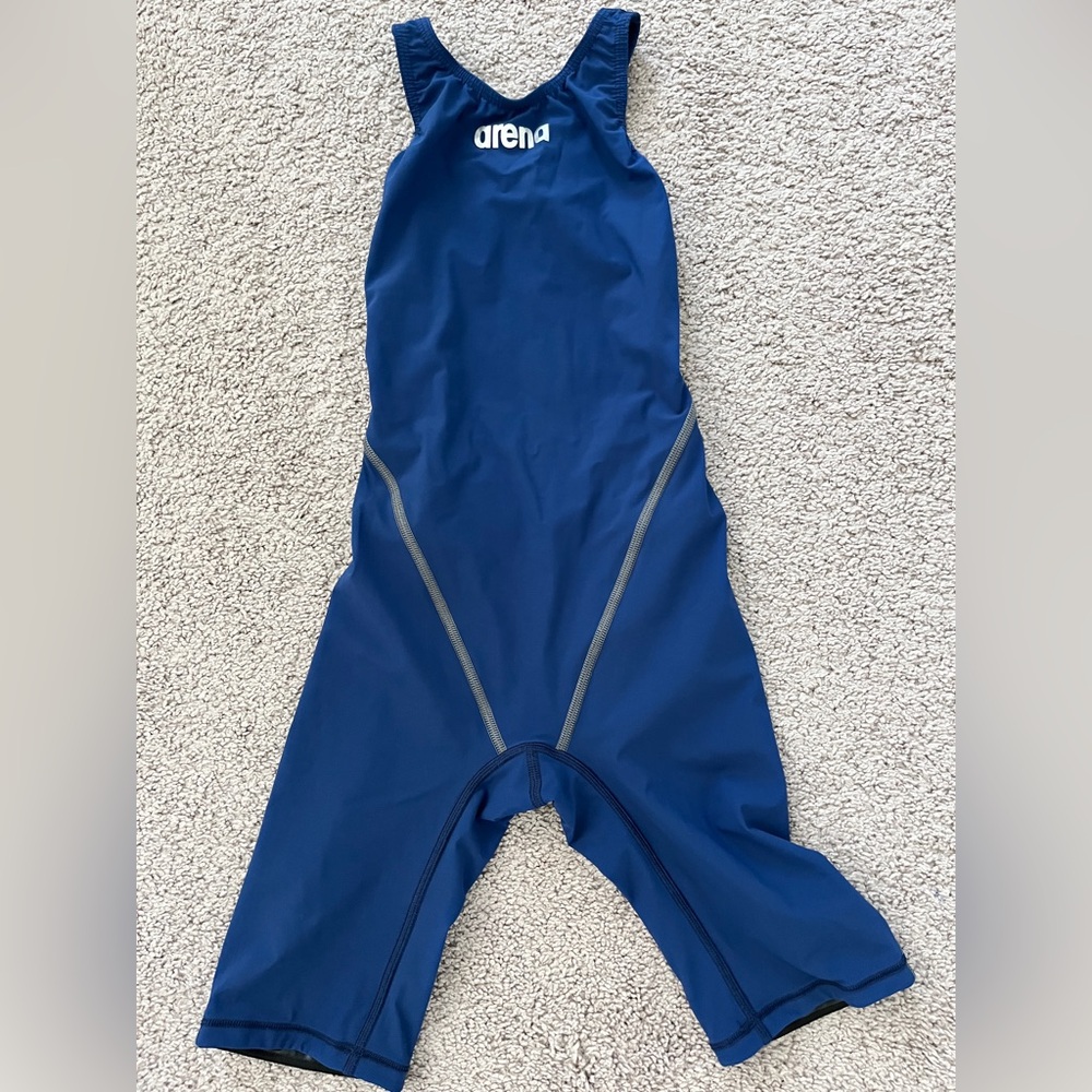 Arena open back thresher SIZE 24